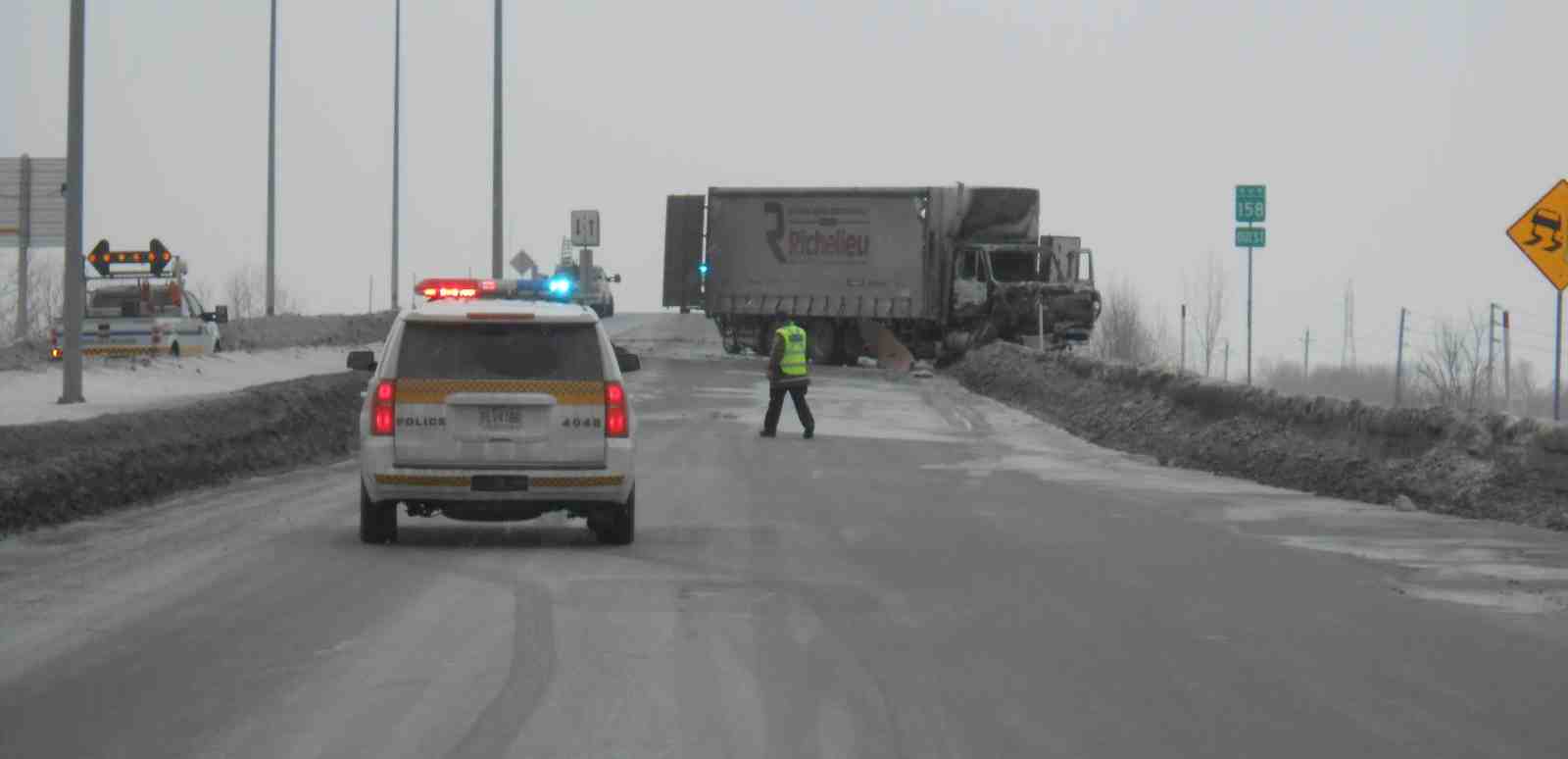 violente collision, deux morts, Saint-Paul